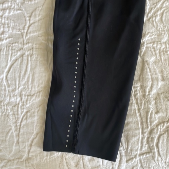 Lululemon leggings - Picture 3 of 5